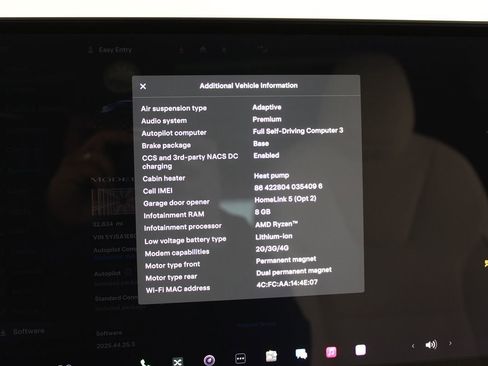 Used 2022 Tesla Model S Plaid image 17