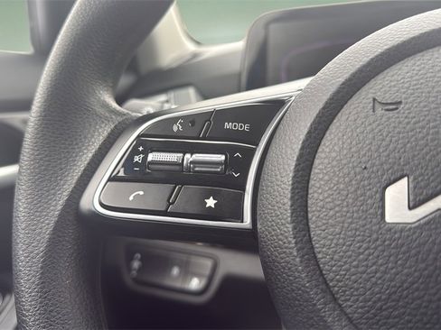 Used 2024 Kia Seltos LX image 26