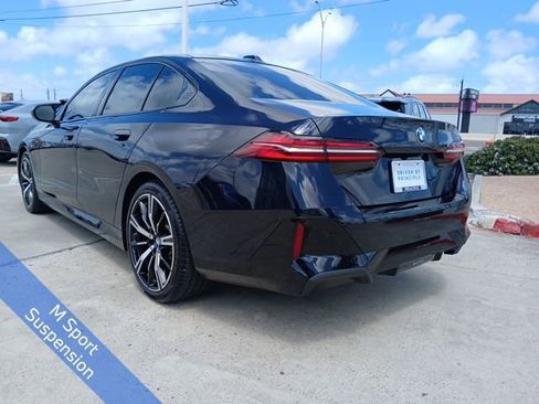 Certified 2025 BMW 530i w/ M Sport Package image 7
