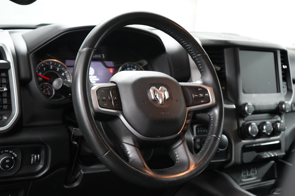 Used 2022 RAM 1500 Big Horn AWD/4WD image 14