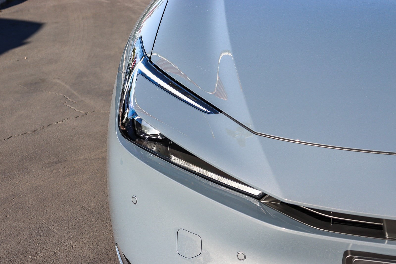 New 2027 Toyota Prius Plug-In Hybrid FWD image 12