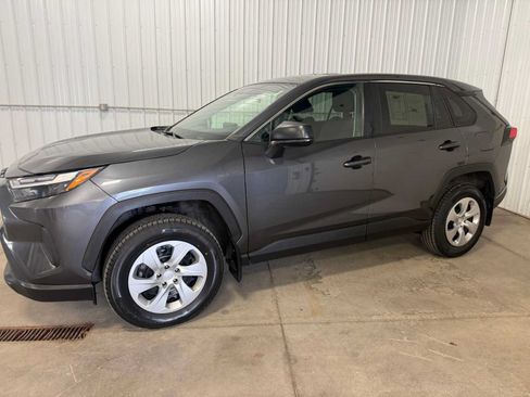 Used 2023 Toyota RAV4 LE FWD image 2