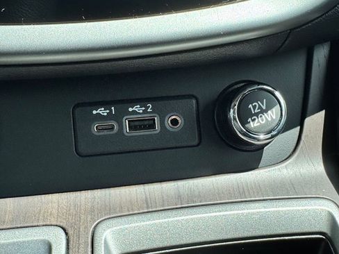 Used 2023 Nissan Murano Platinum w/ Cargo Package FWD image 25