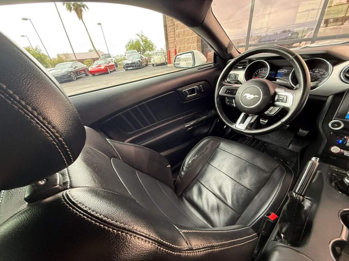 Used 2016 Ford Mustang GT Premium w/ Black Accent Package RWD image 41