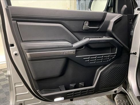 Used 2025 Toyota 4Runner 4WD image 24