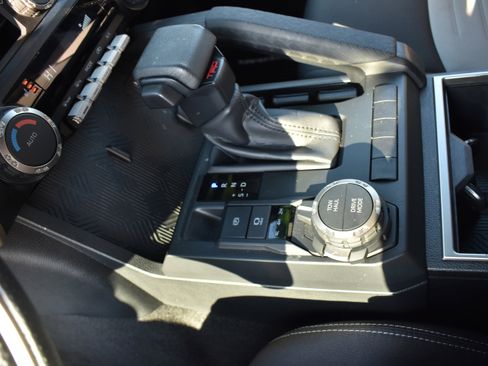 Used 2024 Toyota Tacoma 4x4 Double Cab image 23