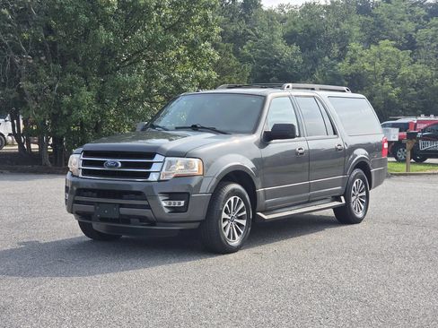 Used 2017 Ford Expedition EL XLT AWD/4WD image 2