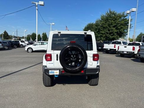 Used 2023 Jeep Wrangler Unlimited Sahara w/ Cold Weather Group AWD/4WD image 4
