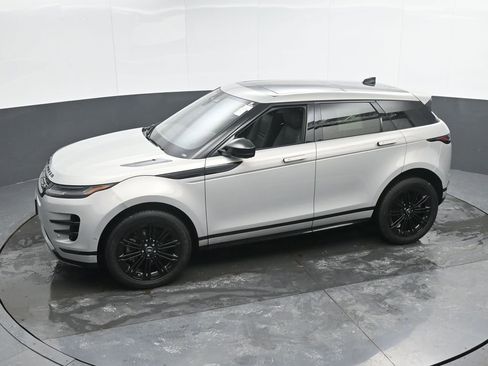 Used 2024 Land Rover Range Rover Evoque Dynamic SE image 42