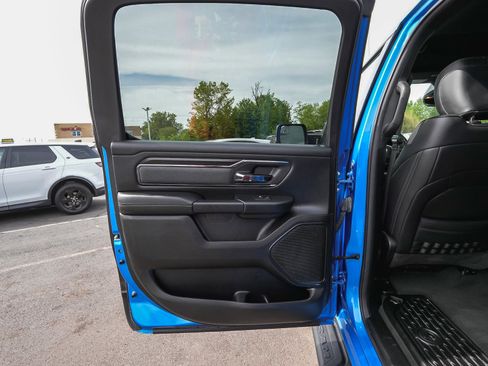 Used 2023 RAM 1500 Big Horn AWD/4WD image 12