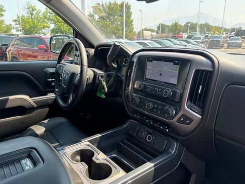 Used 2018 GMC Sierra 1500 SLT AWD/4WD image 29