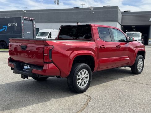 Used 2024 Toyota Tacoma SR5 RWD image 6