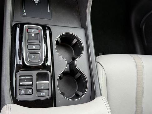 Used 2025 Honda Pilot EX-L image 26