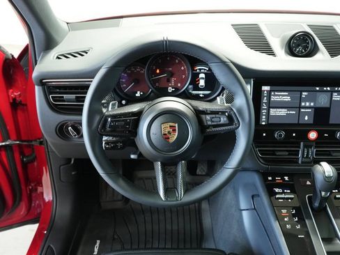 New 2026 Porsche Macan image 13