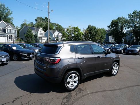 Used 2021 Jeep Compass Latitude w/ Driver Assistance Group AWD/4WD image 6