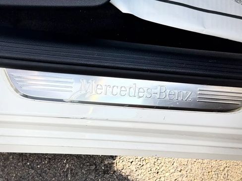Used 2017 Mercedes-Benz C 300 4MATIC Sedan image 43