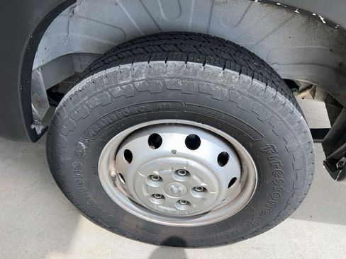 Used 2023 RAM ProMaster 3500 w/ Driver Convenience Group FWD image 4