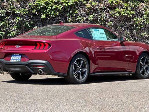 New 2025 Ford Mustang Coupe image 4
