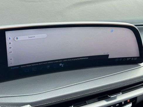 Used 2025 Cadillac XT4 Premium Luxury image 22