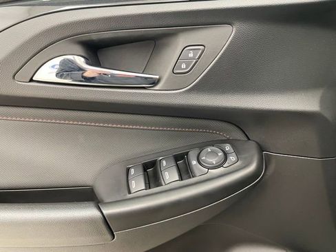 Certified 2023 Chevrolet TrailBlazer RS w/ Convenience Package image 12