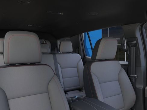 New 2026 Chevrolet Traverse LT image 24