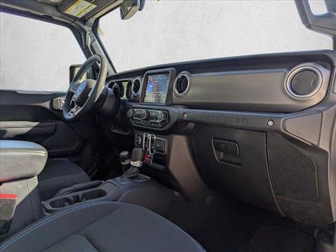 Used 2023 Jeep Wrangler Unlimited Rubicon 4xe image 15