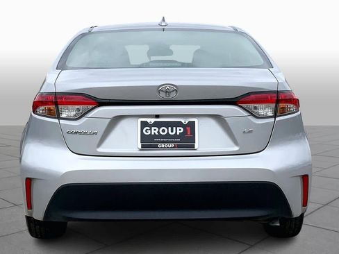 Used 2024 Toyota Corolla LE image 4