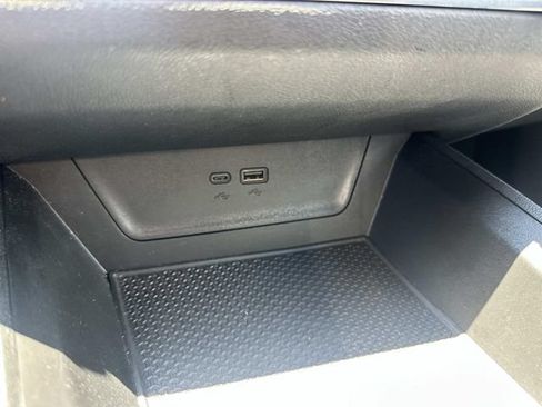 Used 2025 Chevrolet Equinox LT AWD/4WD image 24