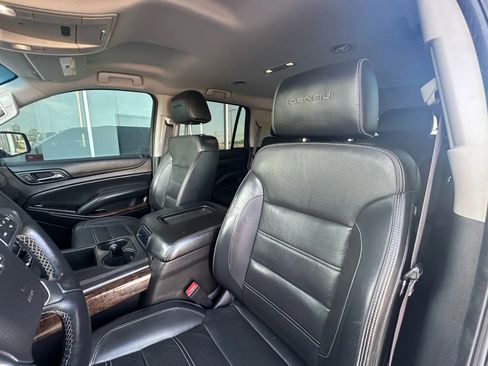 Used 2016 Chevrolet Tahoe LS image 20