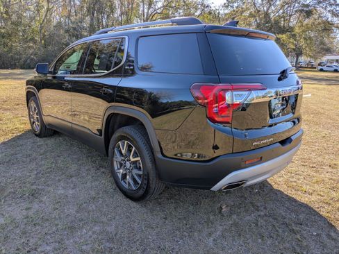 Used 2023 GMC Acadia SLE w/ Driver Convenience Package FWD image 6