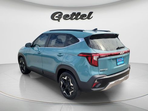 Used 2024 Kia Seltos EX AWD/4WD image 7
