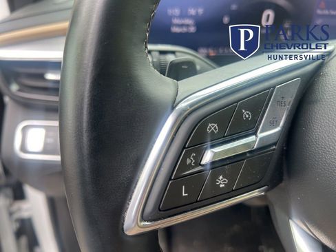 Used 2025 Buick Enclave Preferred image 23