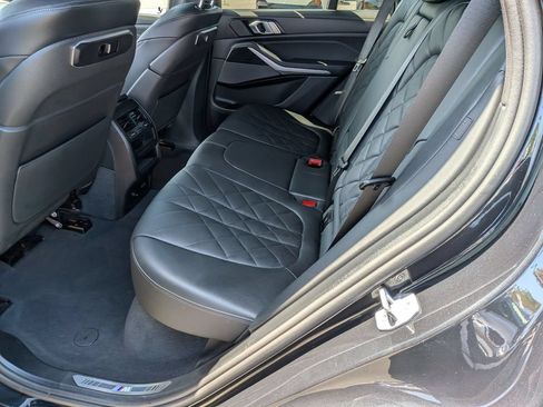 Used 2024 BMW X5 sDrive40i w/ M Sport Package RWD image 32
