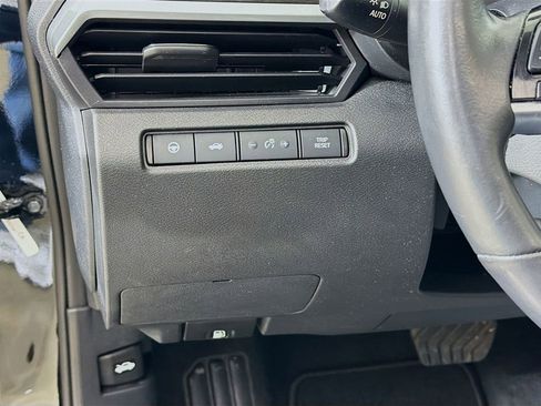 Used 2023 Nissan Altima 2.5 SL FWD image 30