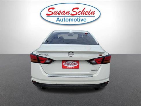 Used 2023 Nissan Altima 2.0 SR FWD image 24