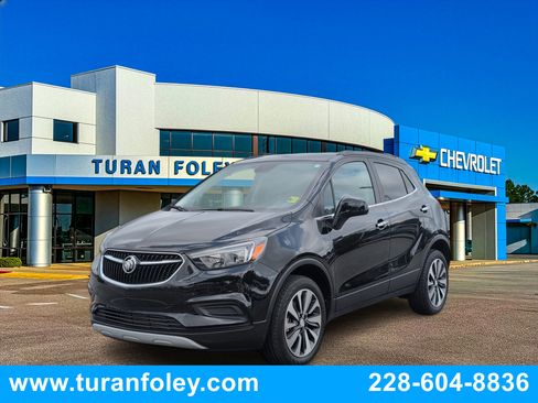 Used 2022 Buick Encore Preferred w/ Safety Package AWD/4WD image 1