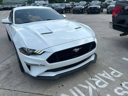 Used 2020 Ford Mustang GT Premium w/ GT Performance Package RWD image 3