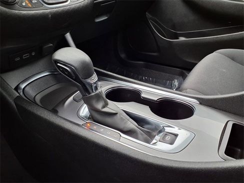 Used 2023 Chevrolet Malibu LT image 9