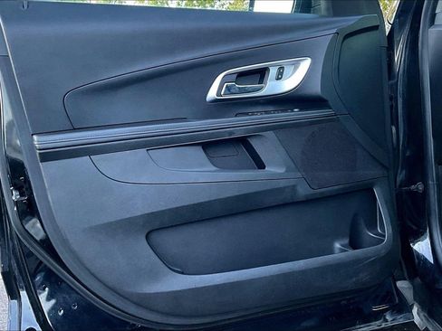Used 2015 Chevrolet Equinox LS image 19