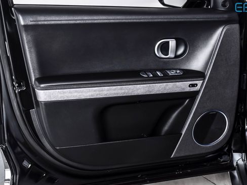 Used 2023 Hyundai Ioniq 5 Limited image 14