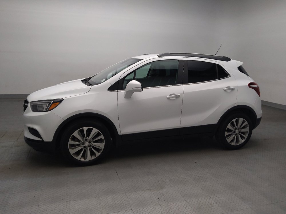 Used 2019 Buick Encore Preferred FWD image 2