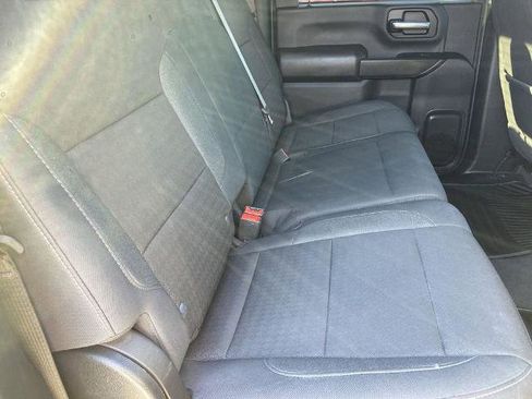 Used 2024 Chevrolet Silverado 2500 Custom w/ Custom Value Package image 21