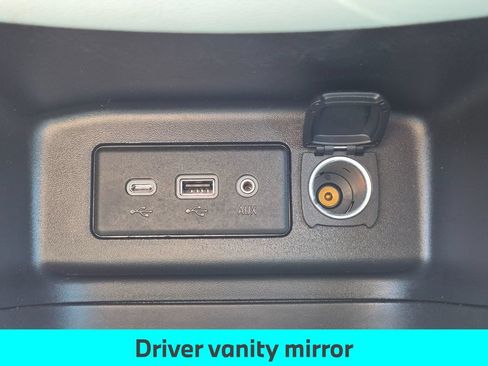 Used 2023 Chevrolet Equinox LS FWD image 32