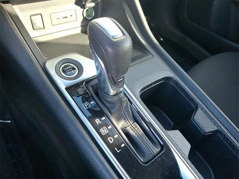 Used 2024 Nissan Sentra SV image 16