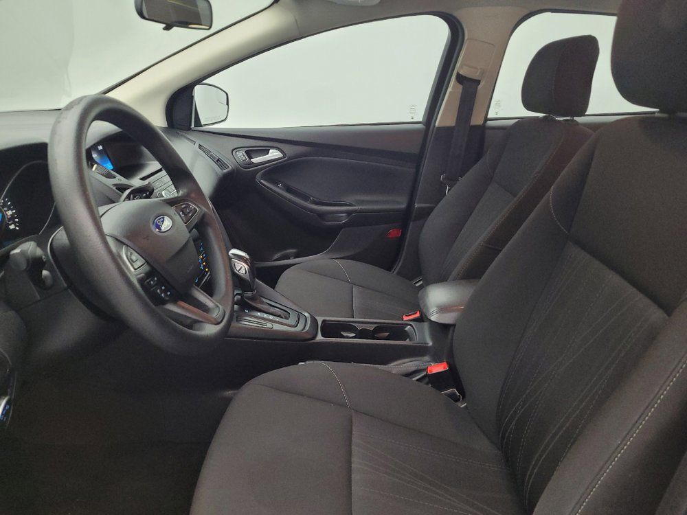Used 2016 Ford Focus SE FWD image 17