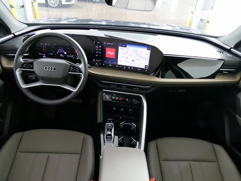New 2025 Audi Q5 Premium image 23