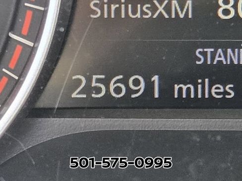 Used 2025 Nissan Pathfinder SV FWD image 30