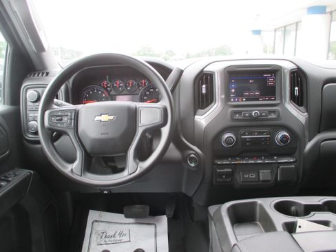 Used 2024 Chevrolet Silverado 2500 Custom w/ Custom Value Package AWD/4WD image 11