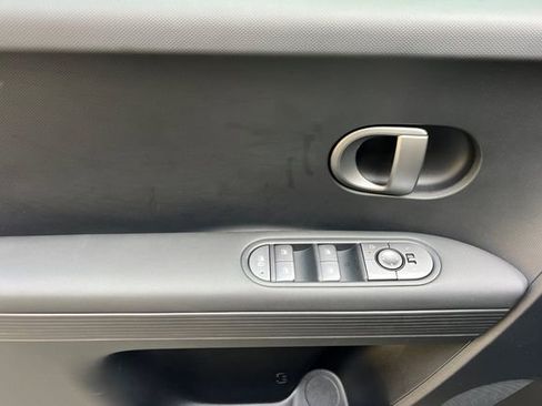 New 2026 Hyundai Ioniq 5 SEL image 11