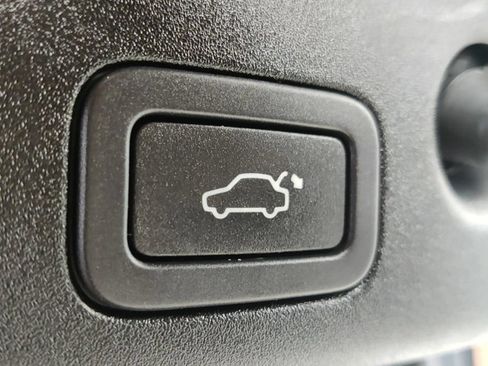 Used 2016 Jaguar XJ AWD/4WD image 44
